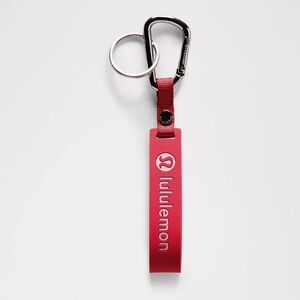 Lululemon | silicon keychain | desert red/ pink haze